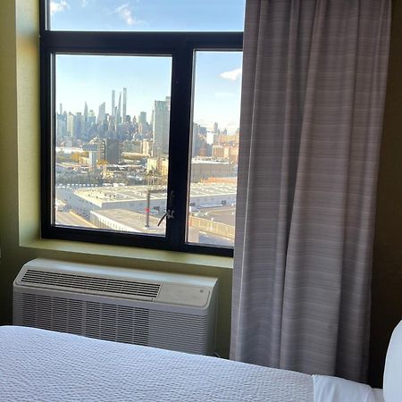 Holiday Inn Express Long Island City E - New York By Ihg 외부 사진