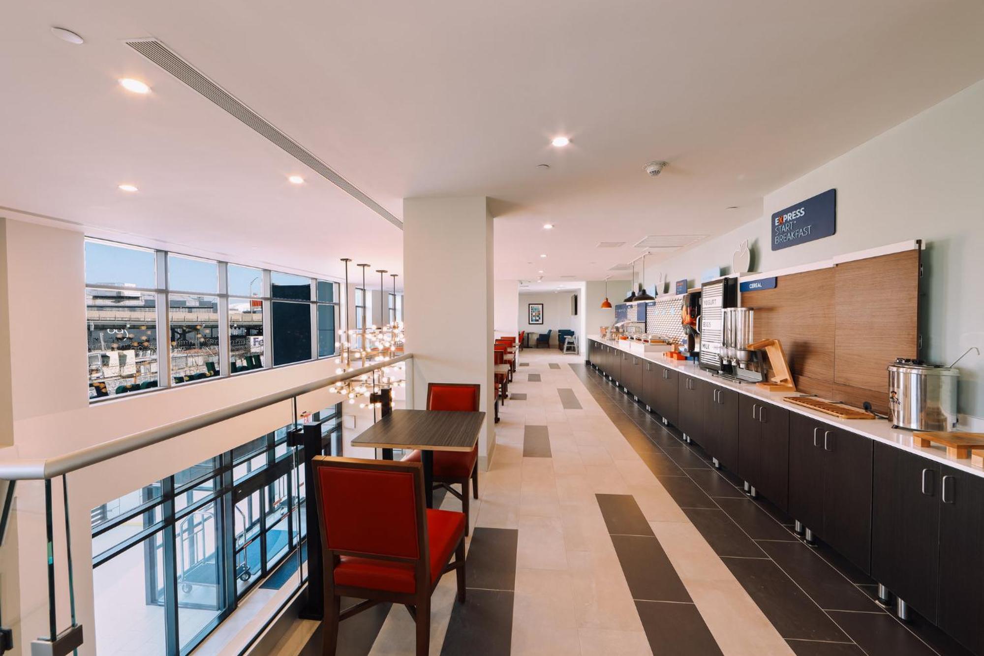 Holiday Inn Express Long Island City E - New York By Ihg 외부 사진